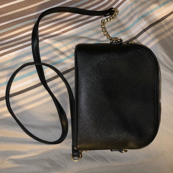 SOLD Betsey Johnson Dome Dog Purse - Picture 3 of 8